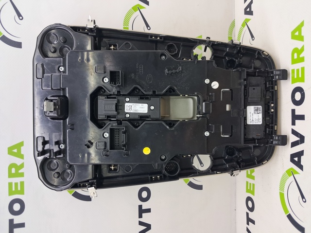 Плафон освещения кабины 8W0947135AKBV2 VAG