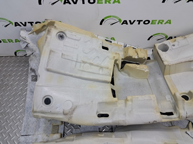 8W1863021CQA5 VAG Покрытие напольное салона, переднее купить в Хмельницкий