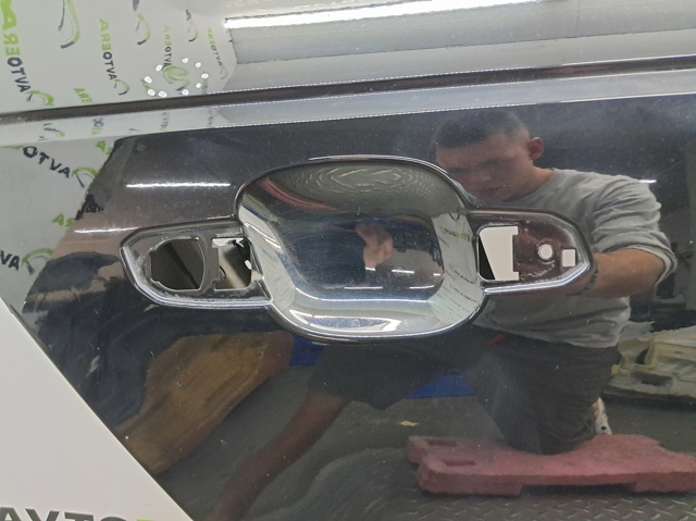 VAG 8W5833052C Дверь задняя правая в наличии Павлоград