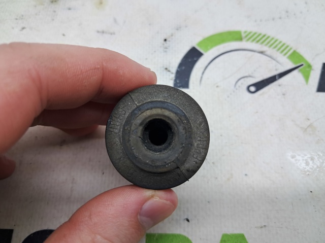 8WD129669 VAG Подушка корпуса воздушного фильтра купить в Чернигов
