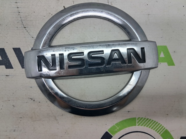 Фирменный значок 90890JX00A NISSAN