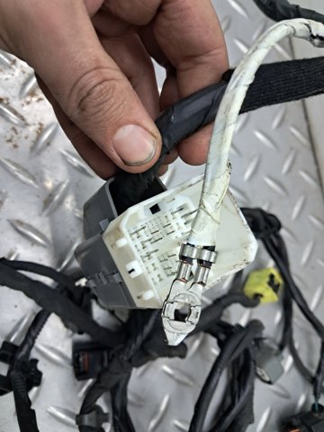 HYUNDAI 91218B0400 в наличии Ужгород