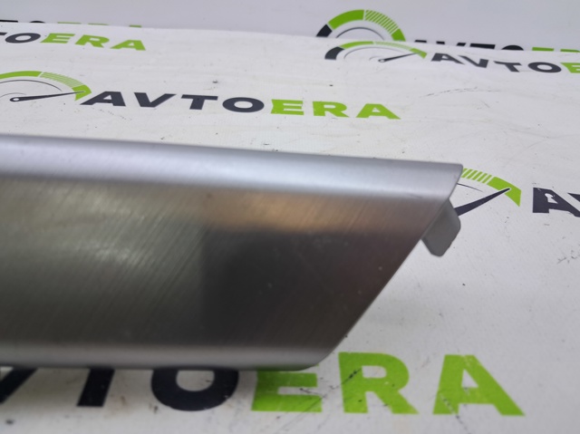 SUBARU 94237SG000 Облицовка внутренней ручки двери передней правой в наличии Полтава
