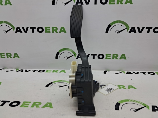 Педали газа 95374184 GM