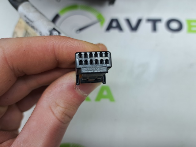 Боковое зеркало заднего вида правое 963013JA9A NISSAN
