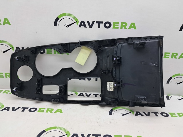 NISSAN 969416RR1A Накладка консоли рычага переключения передач АКПП в наличии Винница