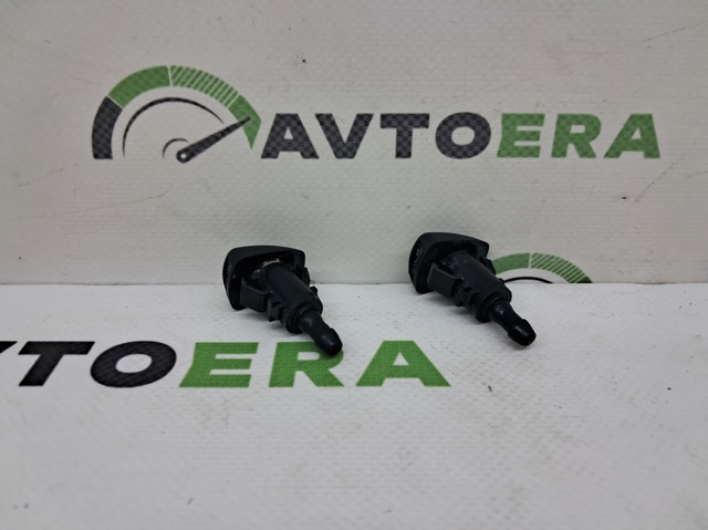 Форсунка омывателя лобового стекла 986302K100 HYUNDAI