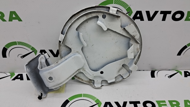 MAZDA B45A42410 Лючок бензобака (топливного бака) в наличии Николаев