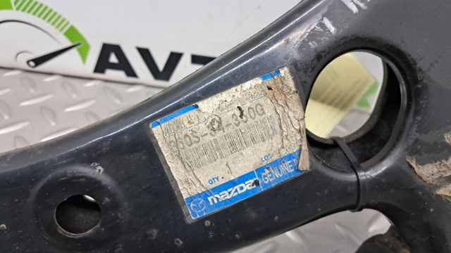 Левый рычаг передней нижней подвески Mazda 3