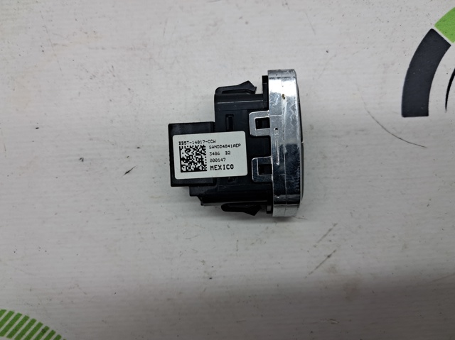 FORD BB5Z14028CA Выключатель центрального замка в наличии Кривой Рог