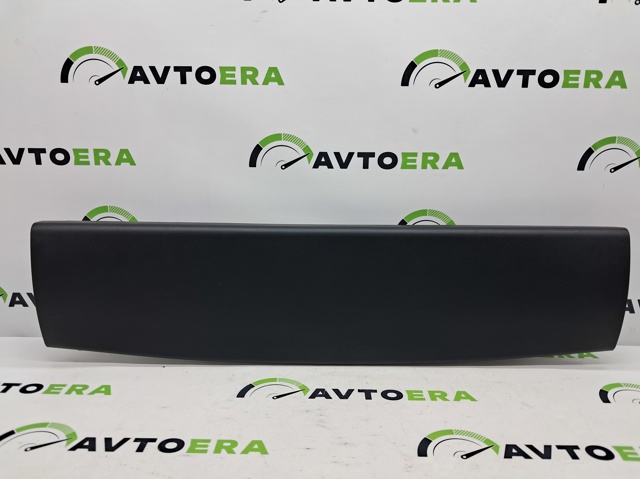 Обшивка-облицовка пятой двери BCKD68930A02 MAZDA
