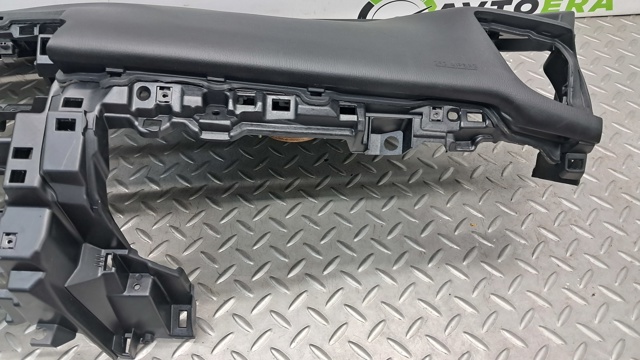MAZDA BHN16035002 Панель салона передняя "торпедо" в наличии Павлоград