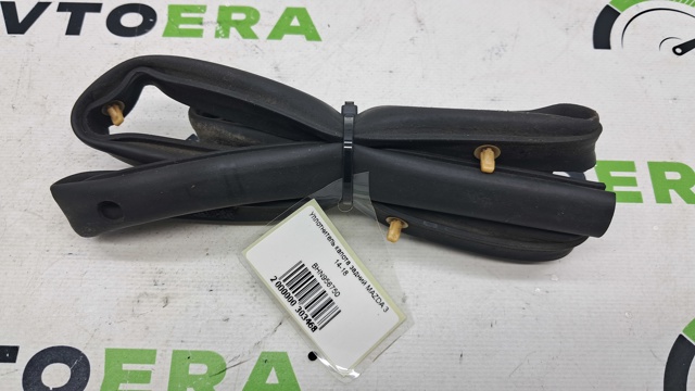 MAZDA BHN956750 Уплотнитель капота в наличии Винница