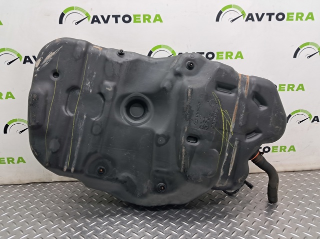 BJT642110F MAZDA Бак топливный купить в Николаев