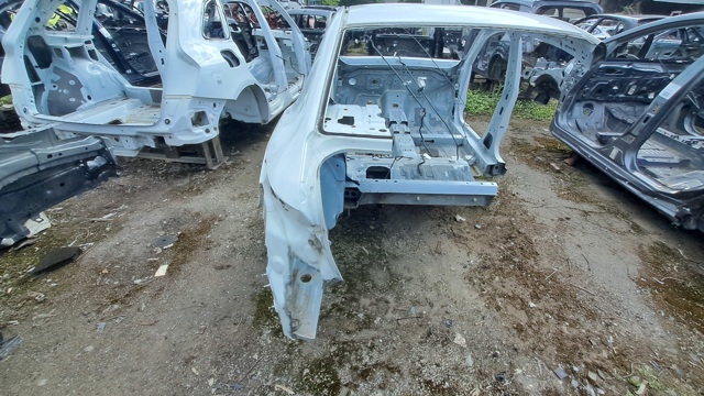 BJY77141X MAZDA Крыло заднее левое купить в Ровно