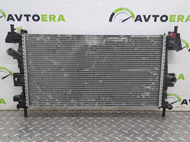 CV6Z8005A Радиатор купить Полтава