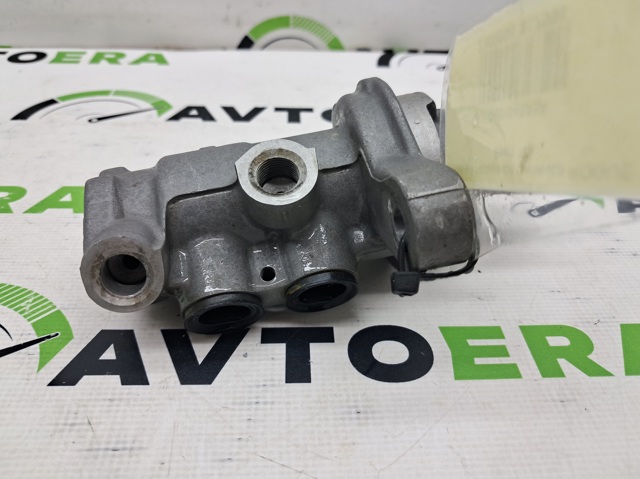 D60104BA5A NISSAN Главный тормозной цилиндр купить в Львов