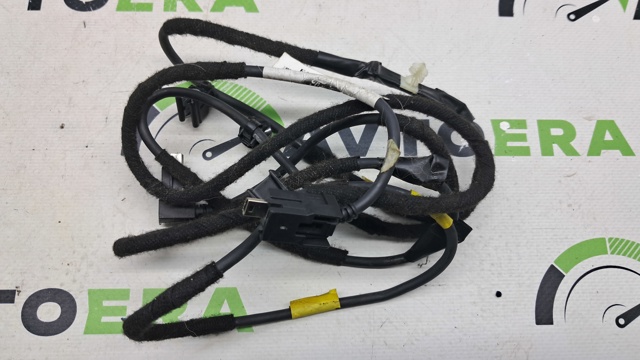 FORD EM2Z10D885FA в наличии Черкассы