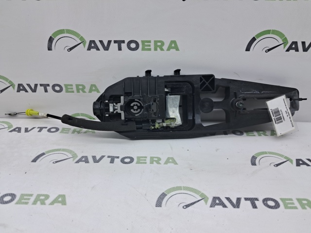 Держатель наружной ручки двери, передней левой ES7Z5426685T FORD