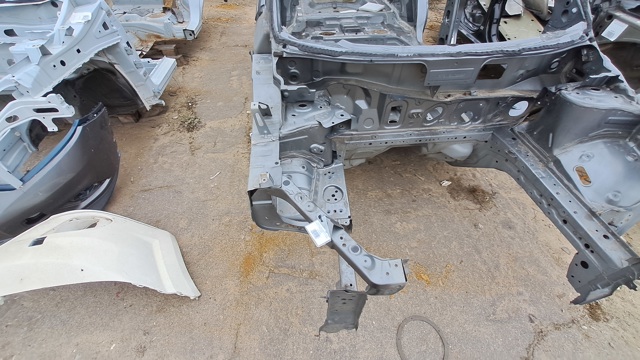 F25124BAMB NISSAN Суппорт радиатора правый (монтажная панель крепления фар) купить в Житомир