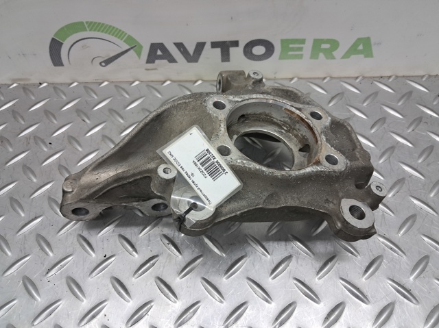 Цапфа (поворотный кулак) передний левый F2GZ3K186A FORD
