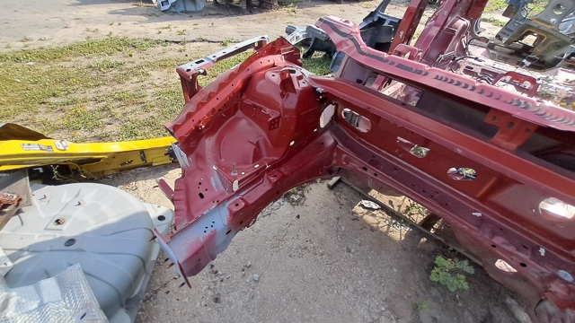 F2GZ5810008C FORD Лонжерон рамы передний правый купить в Винница