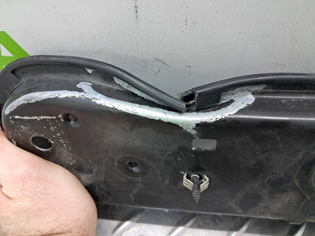 FT4Z16138D FORD Суппорт радиатора нижний купить в Каменское