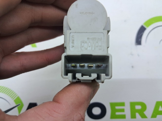 GL3Z13480A Датчик включения стопсигнала купить Киев