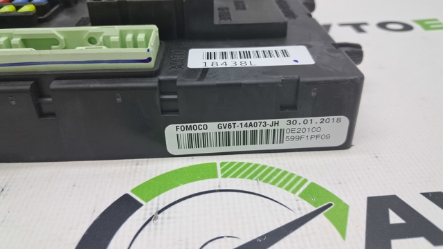 FORD JV6Z14A068C Блок предохранителей задний салонный в наличии Украина