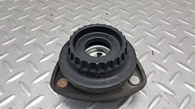 KD3534380C MAZDA Опора переднего амортизатора купить в Ужгород