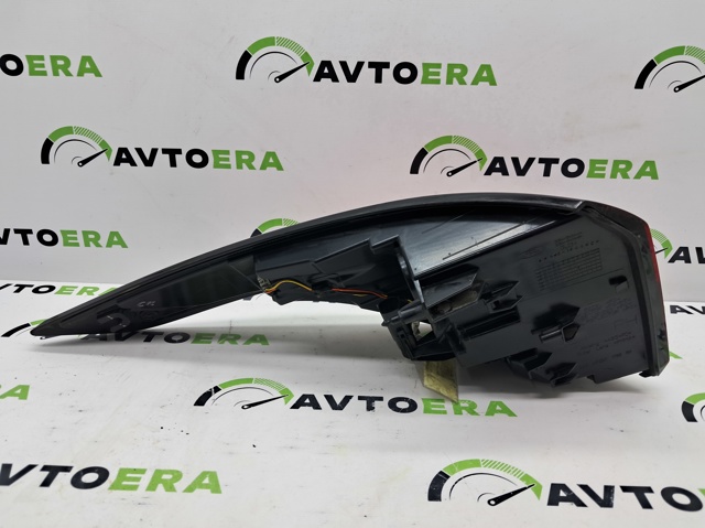 KJ5Z13404C Фонарь задний правый внешний купить Львов