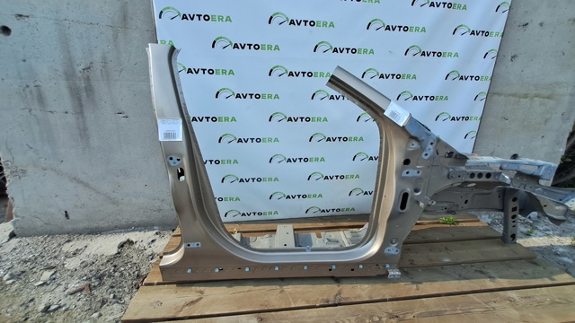 Панель кузова правая LJ6Z78211A10A FORD