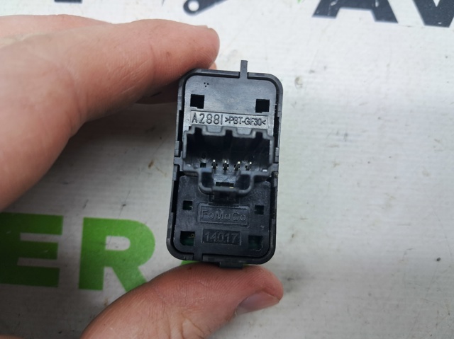 FORD LJ8Z13D730A Кнопка аварийки в наличии Сумы