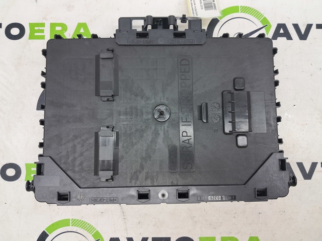 MU5Z15604B Блок предохранителей задний салонный купить Винница