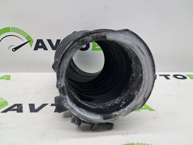 PAH913221A MAZDA Патрубок воздушный, выход воздушного фильтра купить в Павлоград
