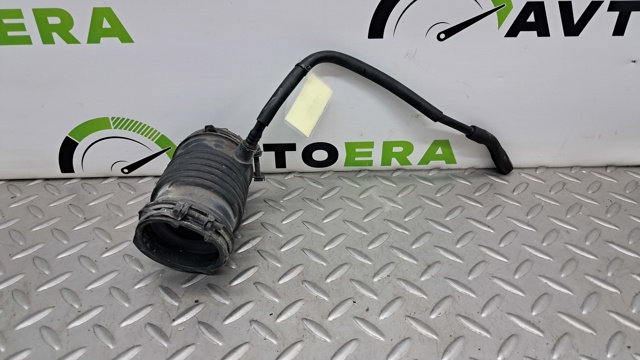 PE0113221 MAZDA Выпускной патрубок воздушного фильтра купить в Кривой Рог