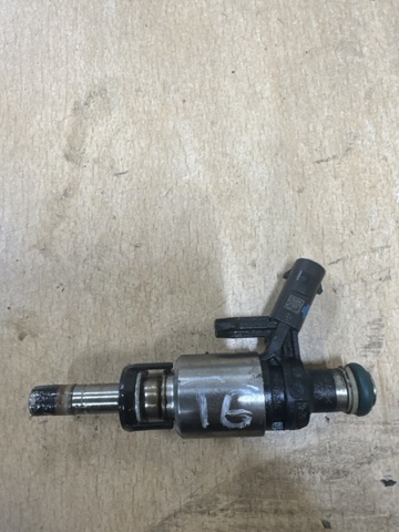 Форсунка дизельная в сборе 06G906036J VAG