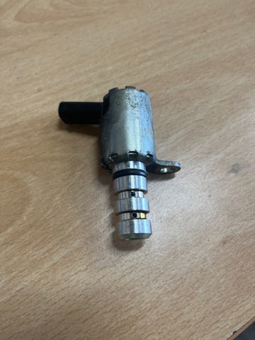 06K115243L Клапан фазорегулятора купить Запорожье