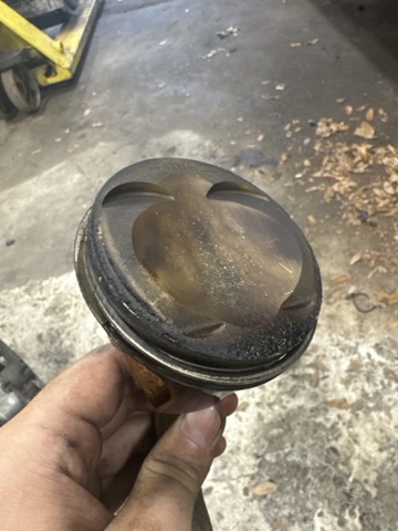 Поршень без колец 06L107065AN VAG