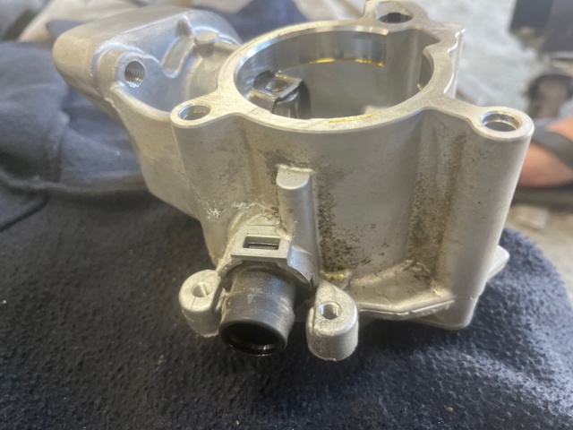 06L145100F VAG Вакуумный насос купить в Кривой Рог