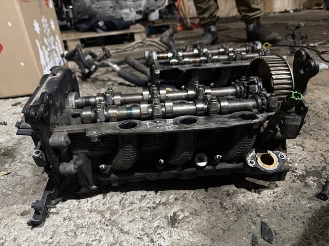 LAND ROVER 1311303 Головка блока цилиндров (ГБЦ) левая в наличии Каменское