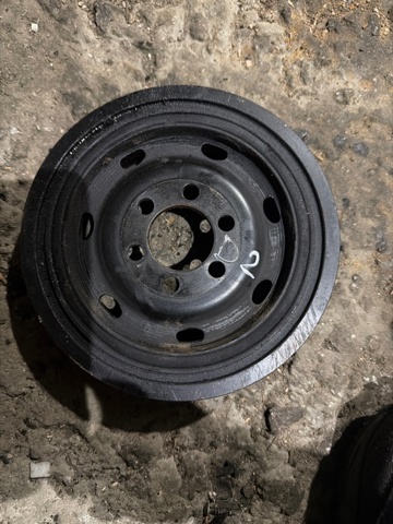Шкив коленчатого вала 1341857 LAND ROVER