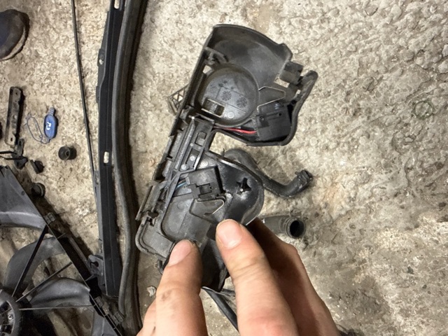 253625DA0B NISSAN купить в Николаев