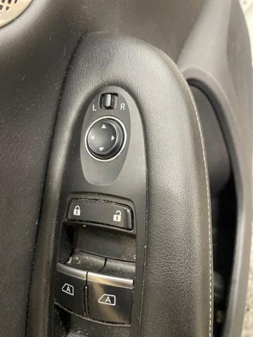 254015NA1A NISSAN Кнопочный блок управления стеклоподъемником передний левый купить в Николаев