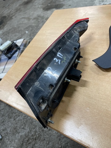 265505NA1A NISSAN Фонарь задний правый внутренний купить в Николаев