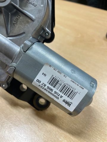 287105DA0B NISSAN Моторчик заднего дворника купить в Одесса