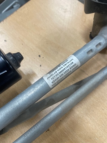 288005NA0A NISSAN Трапеция стеклоочистителя купить в Харьков