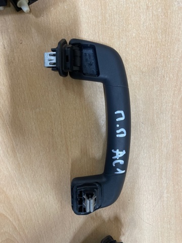 VAG 2G085760782V Ручка крыши салона в наличии Винница