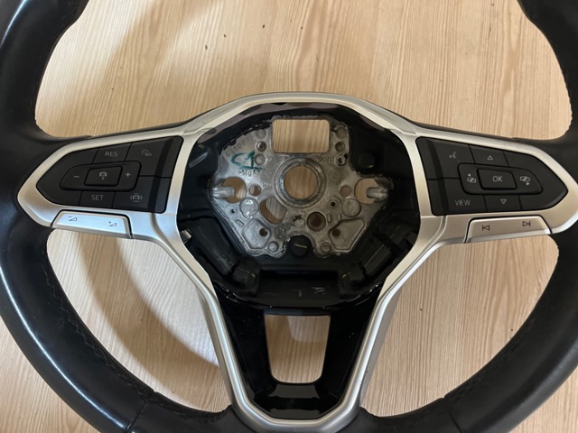 Руль 2GJ419089BTUY VAG