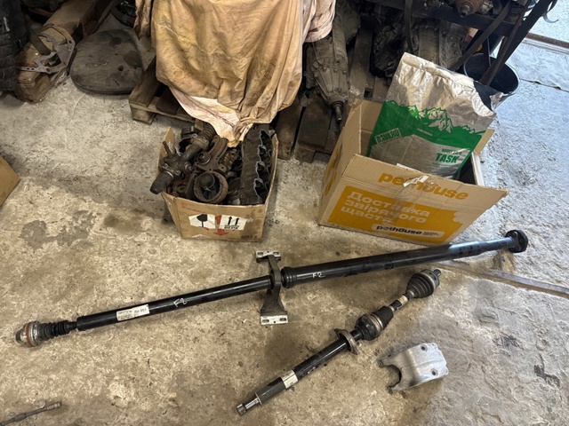 Вал карданный задний в сборе 370005DA0C NISSAN